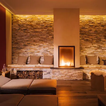 Galerie-studio Im Gruenen Mit Fruehstueck Im Reindahls * Wilkendorf