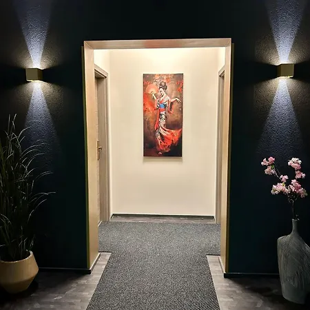 Galerie-studio Im Gruenen Mit Fruehstueck Im Reindahls Appartamento