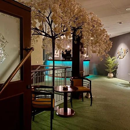 Galerie-studio Im Gruenen Mit Fruehstueck Im Reindahls Apartament *