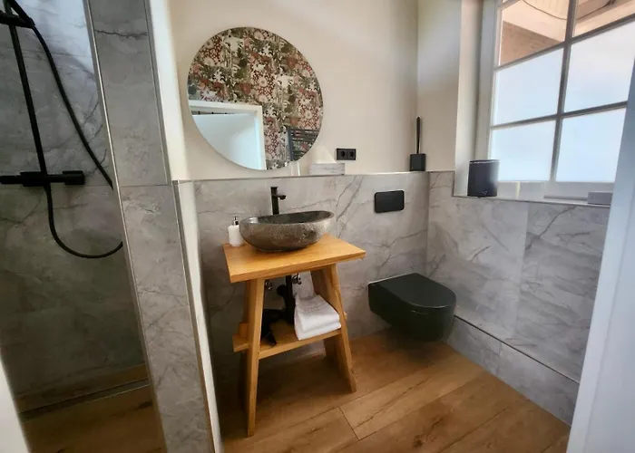 Lejlighed Galerie-studio Im Gruenen Mit Fruehstueck Im Reindahls *